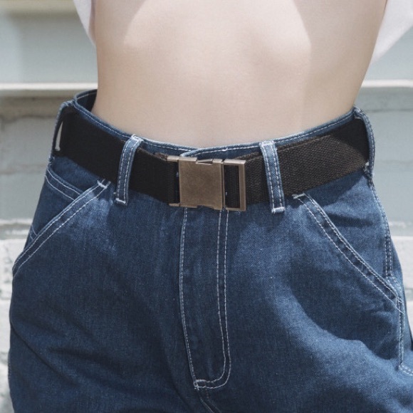 brandy melville buckle belt